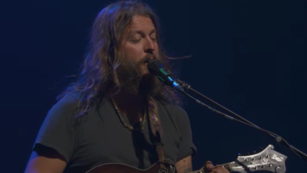 Greensky Bluegrass Performs ‘Beauty & Pain’ At ‘Leap Year Sessions’ Livestream Concert