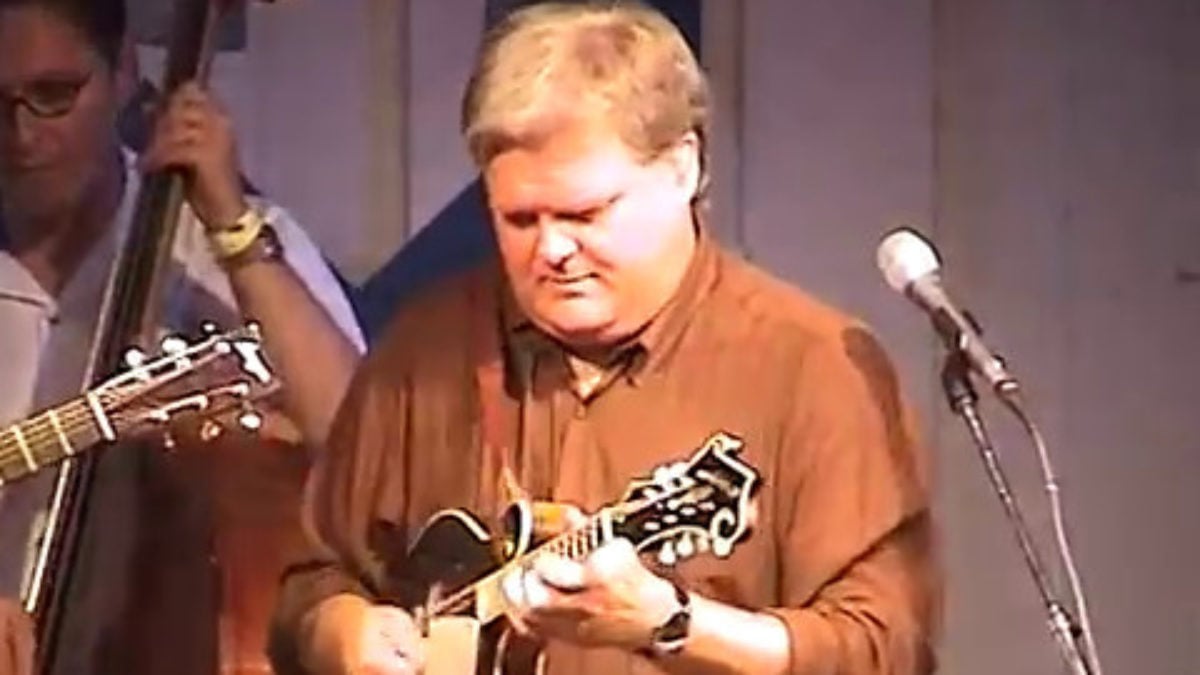 Ricky Skaggs and Kentucky Thunder 7/20/02 "Rollin' In My Sweet Baby's Arms" Grey Fox