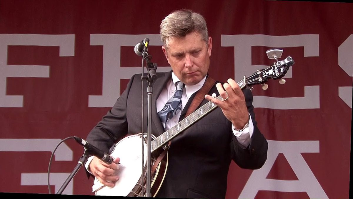 The Gibson Brothers "Bluegrass Breakdown" Freshgrass 2015 MASSMoCA N Adams, MA