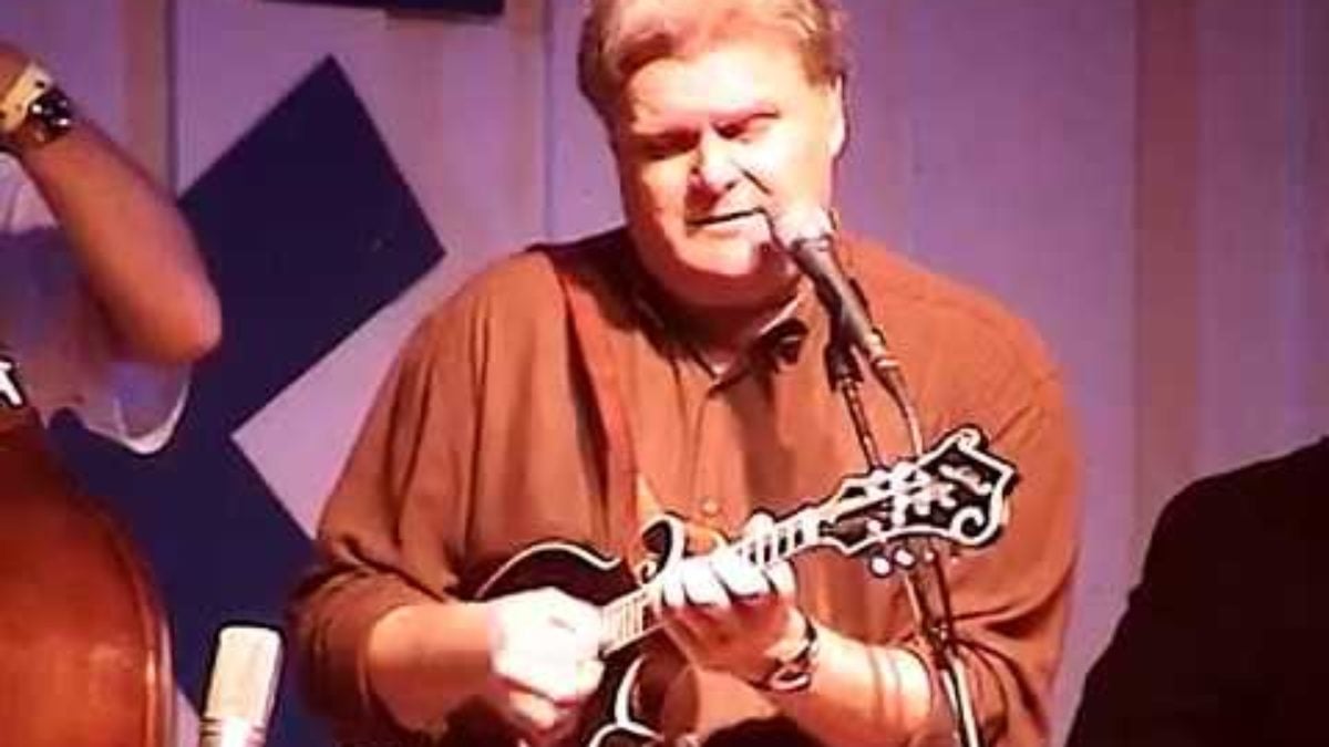 Ricky Skaggs and Kentucky Thunder "The Walls Of Time" 7/20/02 Grey Fox Bluegrass Festival