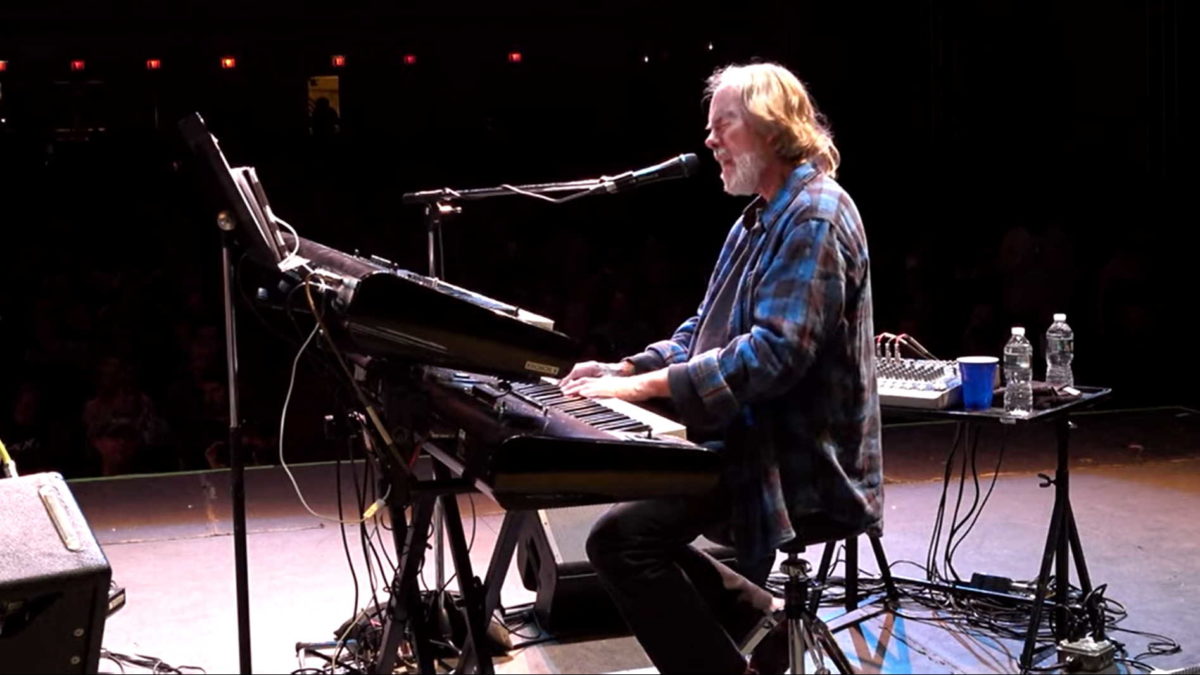 Little Feat Performs ‘Day Or Night’ With Ramble Horns In 2019: Pro-Shot Video
