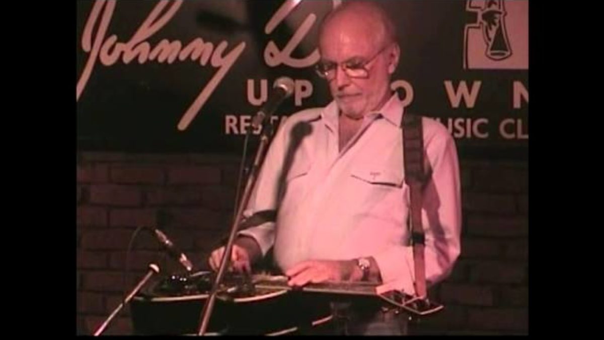 Auldridge, Bennett and Gaudreau "Home From The Forest" 7/25/02 Johnny D's Somerville, MA