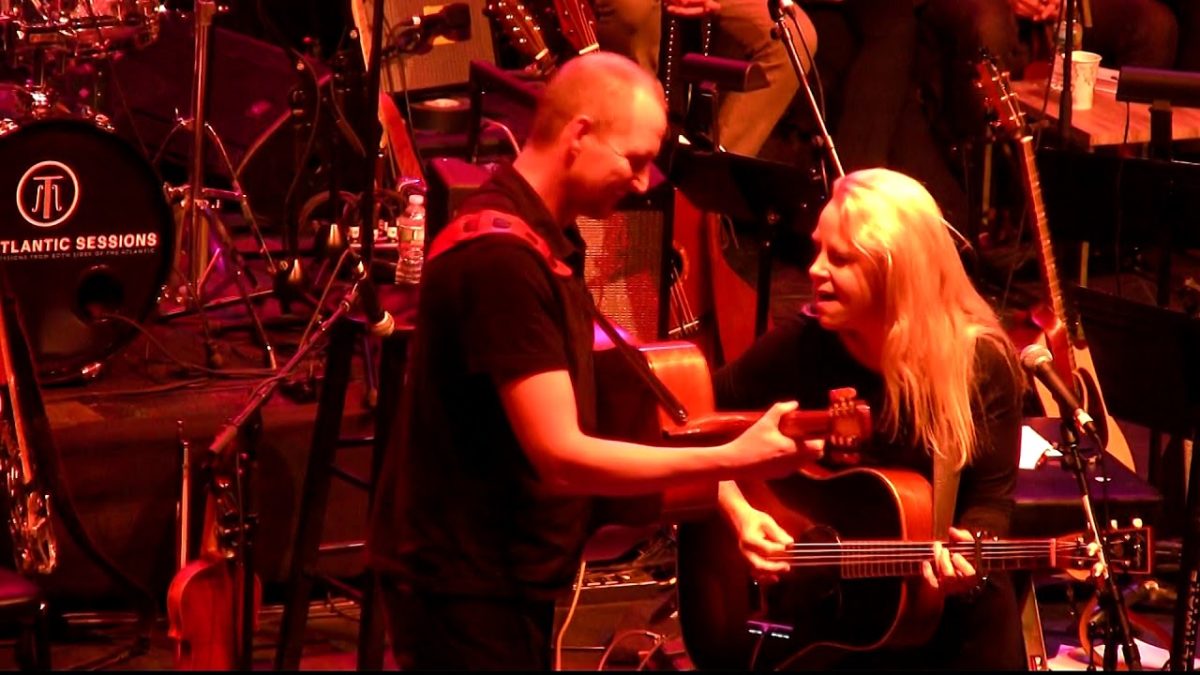 Mary Chapin Carpenter "The Age Of Miracles" May 3, 2017 Orpheum Theater Boston, MA