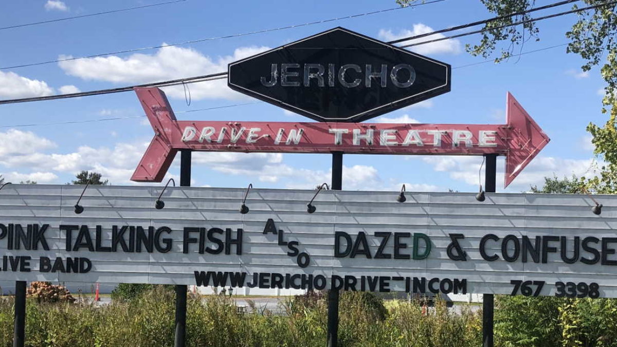 Pink Talking Fish Covers ‘Dazed & Confused’ At Drive-In Concert