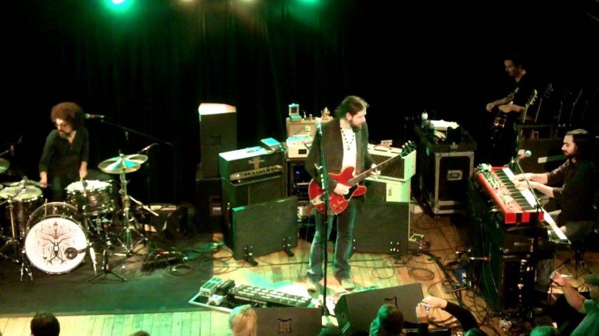 Rich Robinson and Crooked Sun - Politician