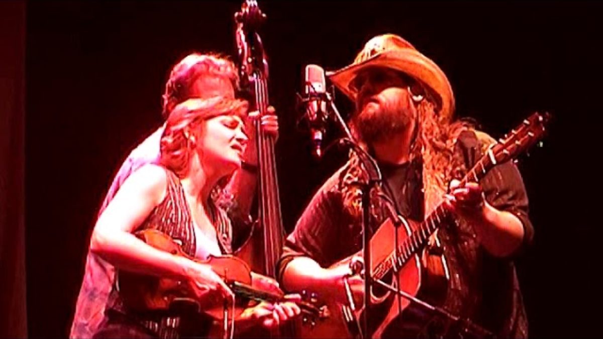The Steeldrivers with Chris Stapleton "Blue Side of the Mountain" 7/18/09 Grey Fox