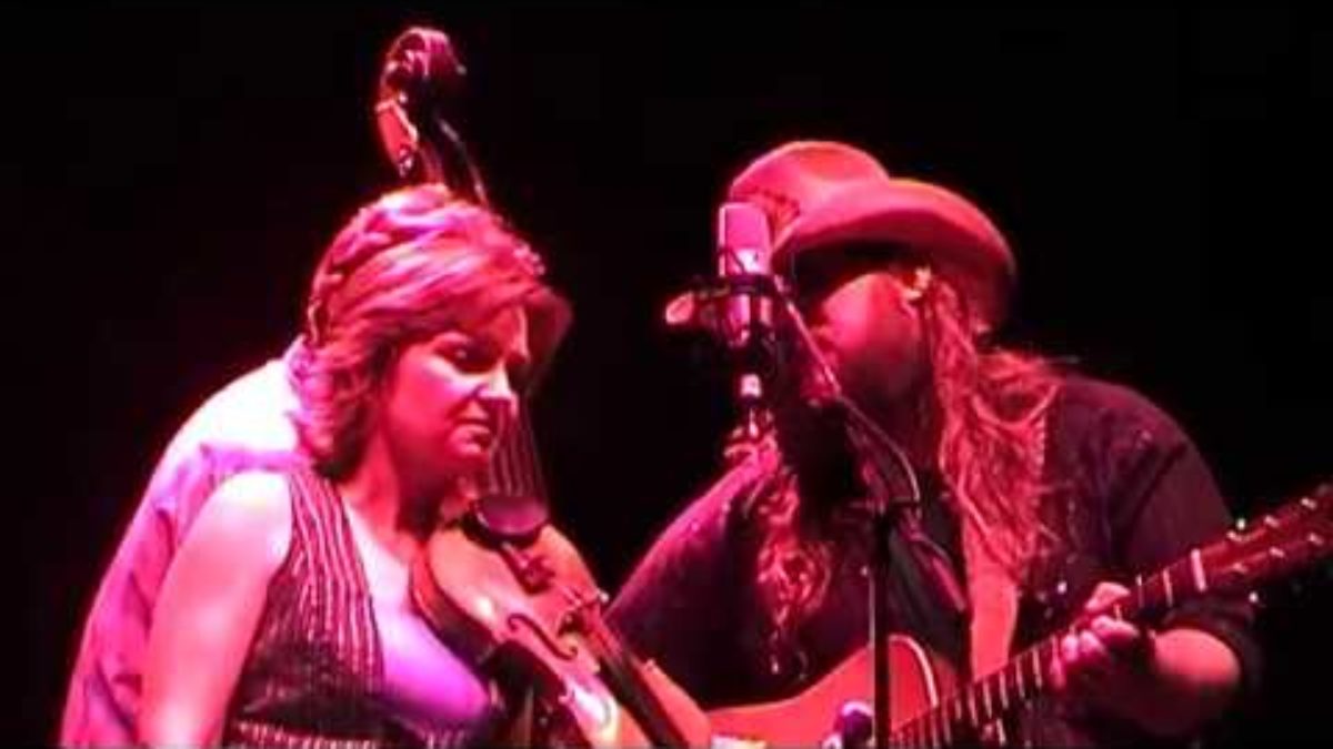 The Steeldrivers with Chris Stapleton "You Put The Hurt On Me" 7/18/09 Grey Fox Bluegrass Festival