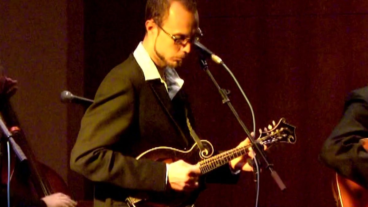 The Tony Rice Unit with Josh Williams 3/20/10 "Daybreak in Dixie" Unitarian Society Hall Hamden, CT