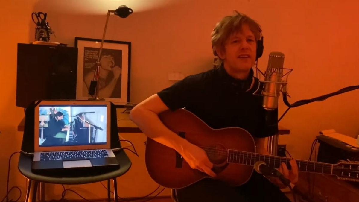 Spoon Shares ‘Rainy Taxi (Big Beat)’ Recording
