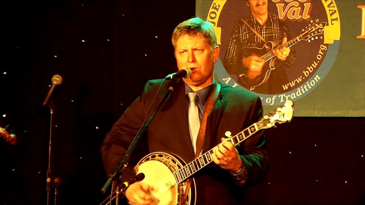 The Gibson Brothers "Two Dollar Bill" 2/13/16 Joe Val Bluegrass Festival Framingham, MA