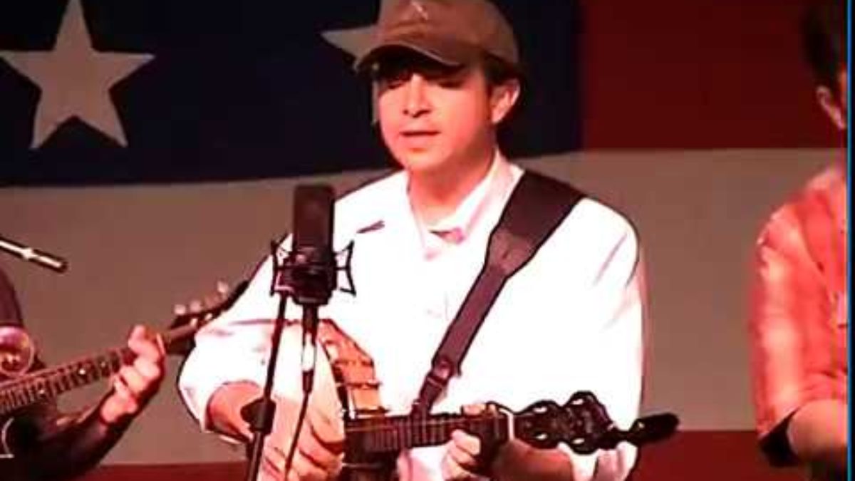 Reeltime Travelers "Beaver Dam Road" 3/25/03 Suwannee Springfest Live Oak, FL