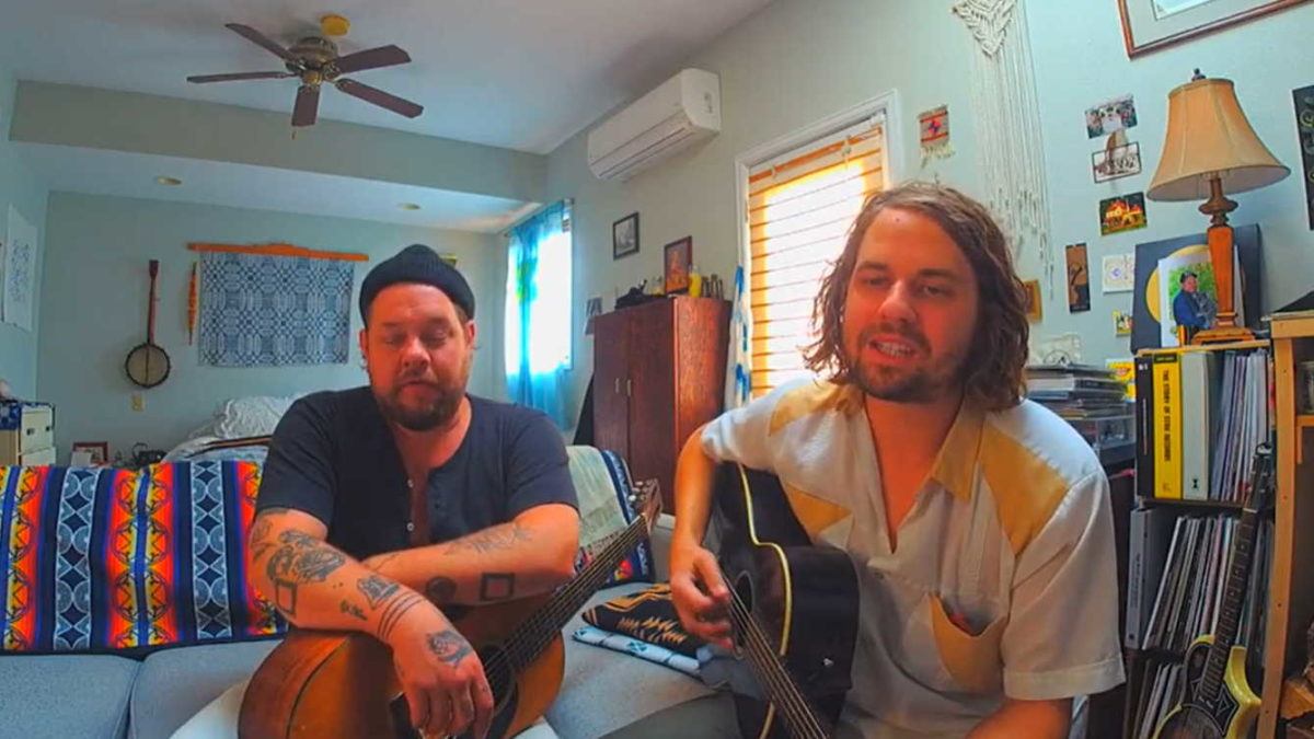 Kevin Morby & Nathaniel Rateliff Cover Leonard Cohen’s ‘Passing Through’