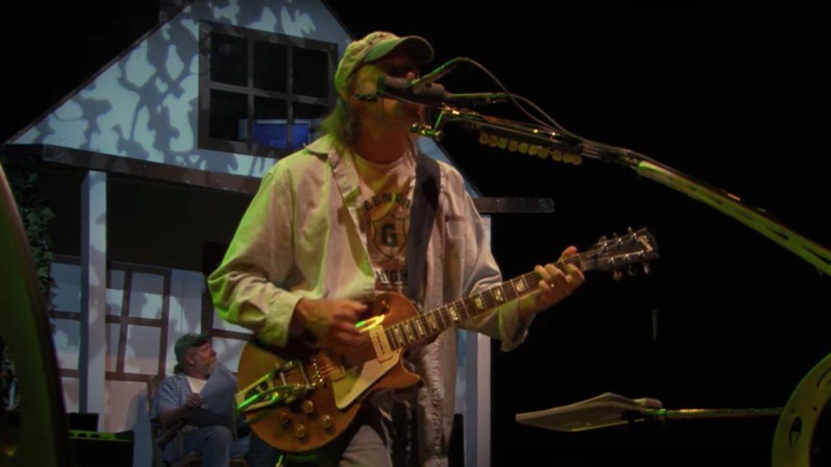 Neil Young Previews ‘Return To Greendale’ With ‘Falling From Above’ Video