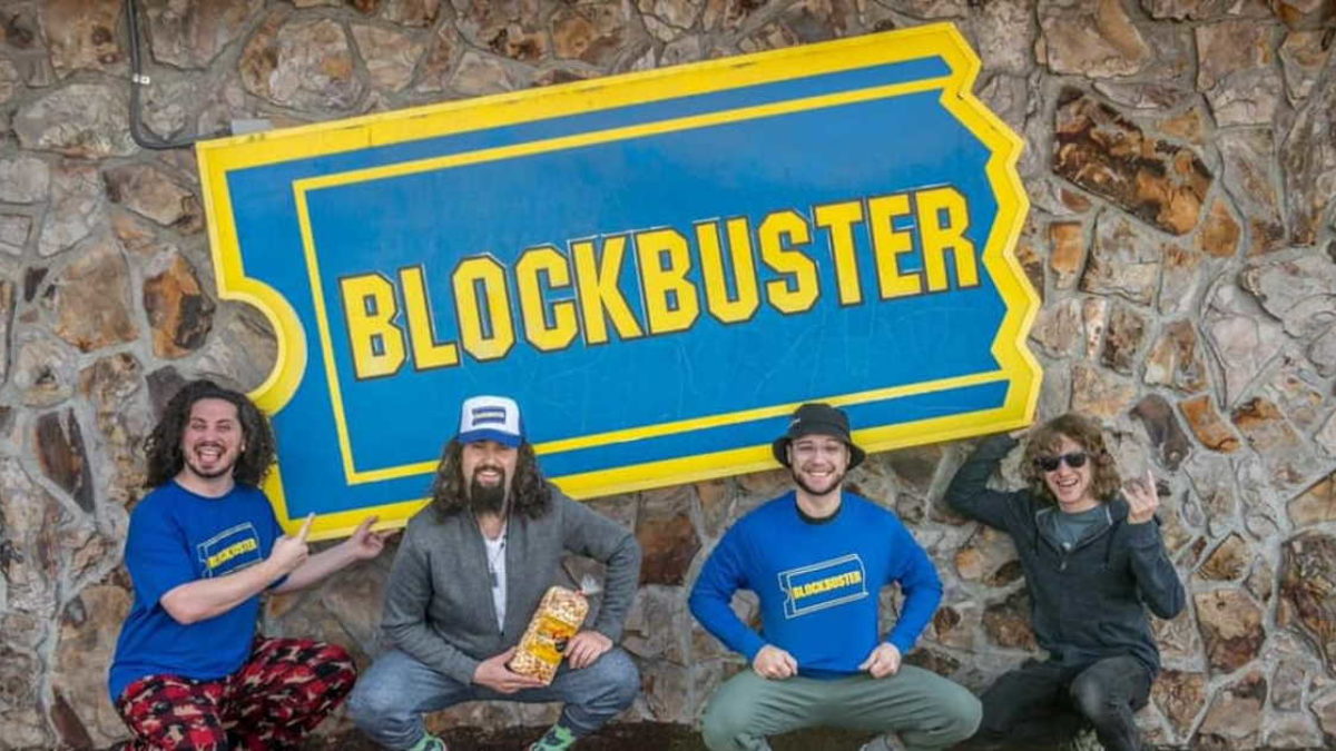 Pigeons Playing Ping Pong Confirm 'Flockbuster' Halloween Weekend 2020 Theme & Livestreams