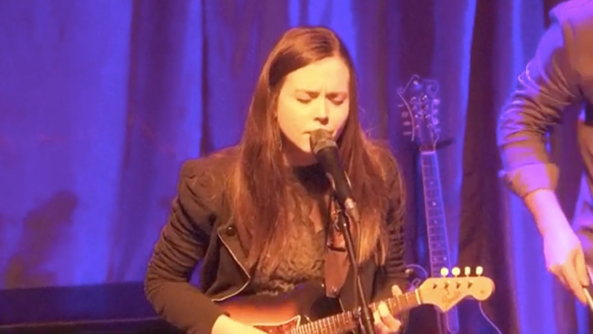 Watch Sierra Hull Cover Tears For Fears’ ‘Mad World’ In 2019