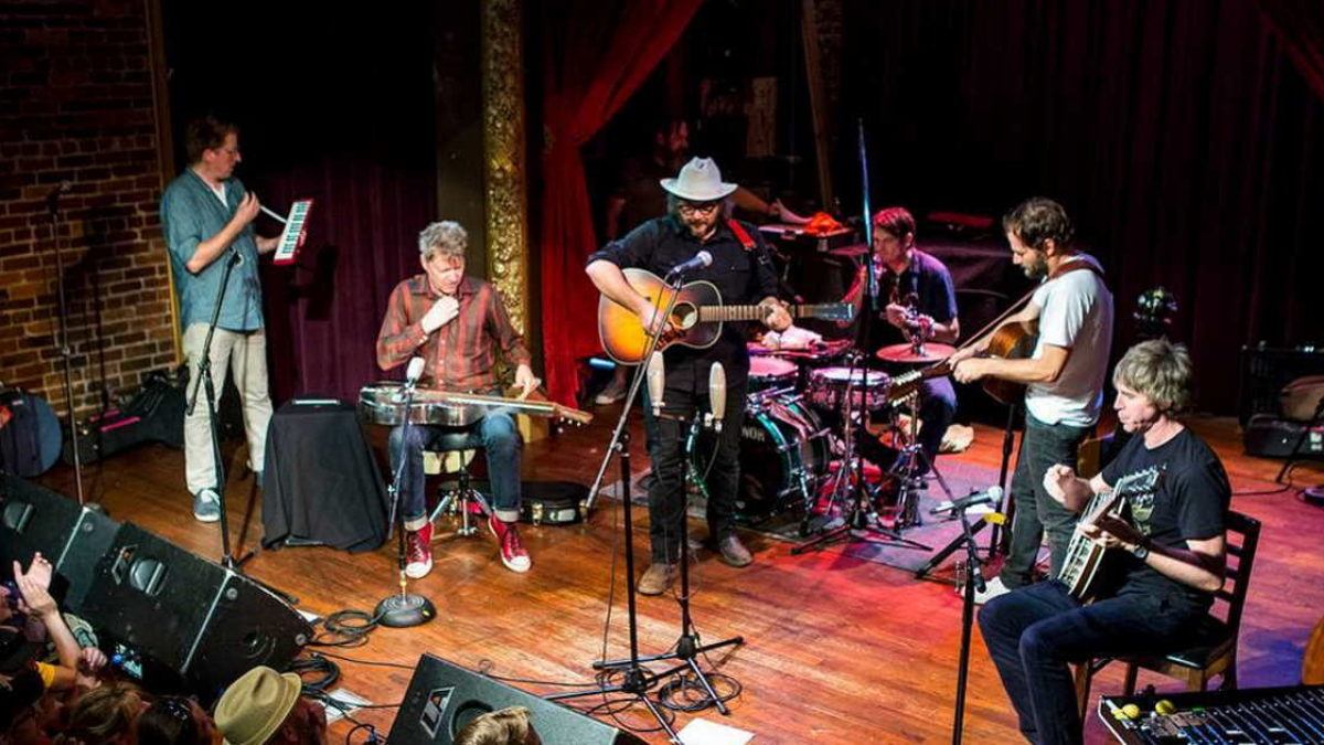 Watch Wilco's KEXP Session In Seattle From 2015