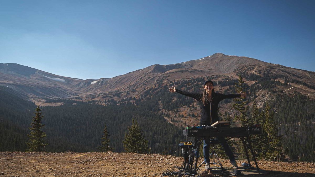 Today's Livestreams, November 5, 2020: Holly Bowling, Lucinda Williams & More