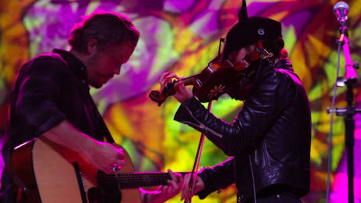 Jason Isbell & Amanda Shires Release 'Live At The Bend' 2020 Live Album