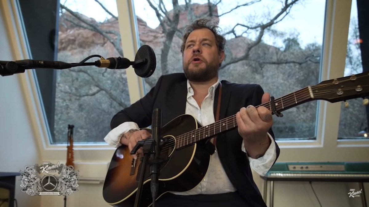 Nathaniel Rateliff Performs ‘And It’s Still Alright’ On ‘Kimmel’