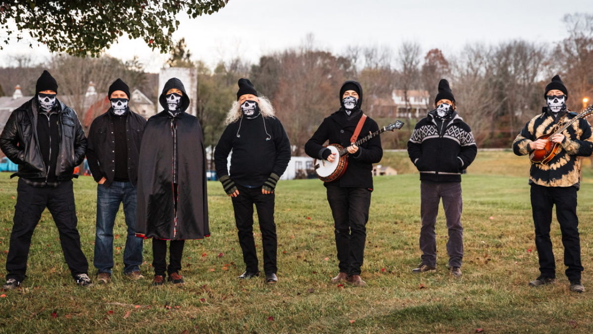 Railroad Earth Debuts Grateful Dead Cover At Drive In Halloween Concert
