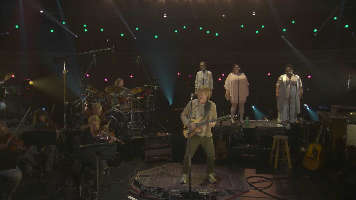 Trey Anastasio Performs ‘There's A Path Above’ At ‘The Beacon Jams: Pro-Shot Video
