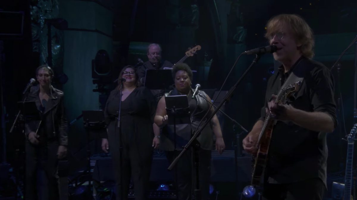 Trey Anastasio Performs 'Tube' At The Beacon Jams: Pro-Shot Video