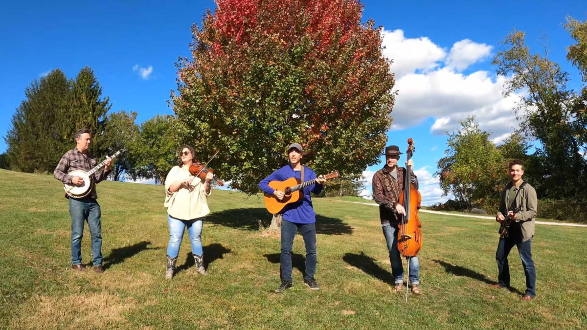 Yonder Mountain String Band Covers Grateful Dead’s ‘Candyman’