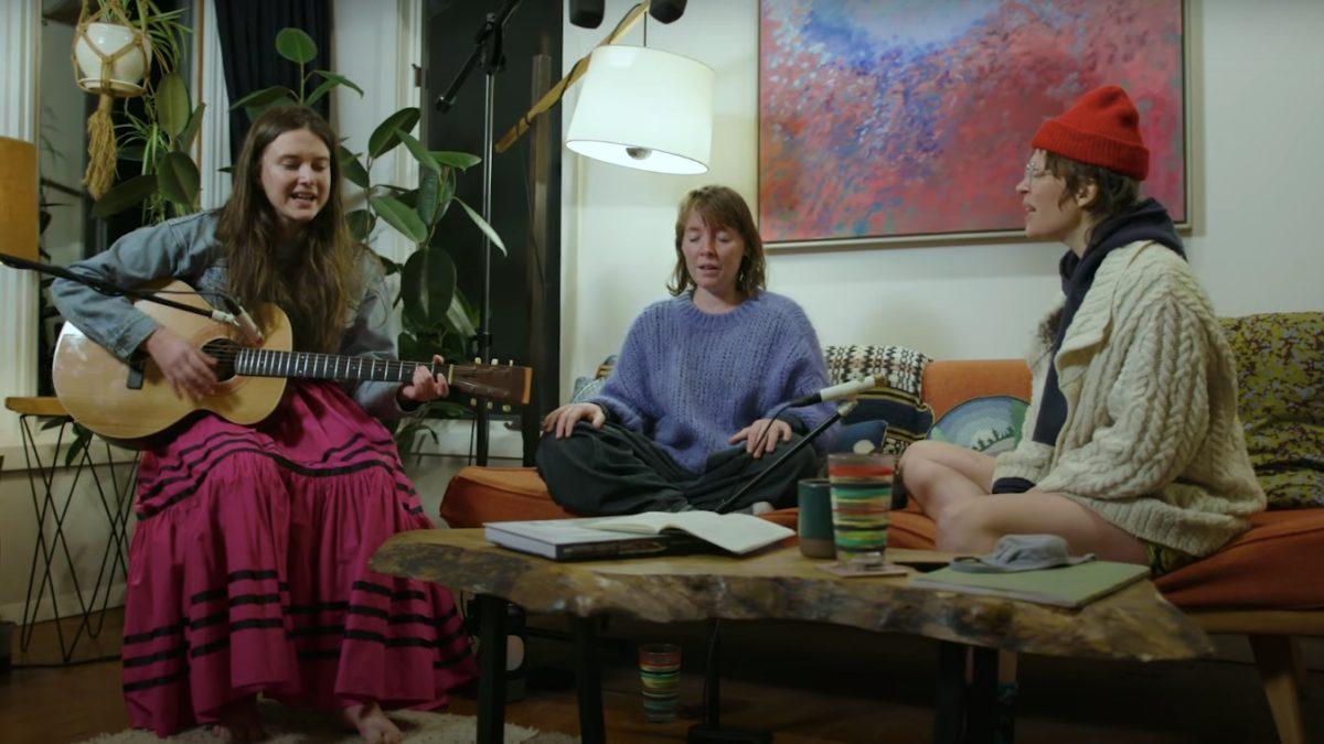 Watch Mountain Man Perform ‘Moon’