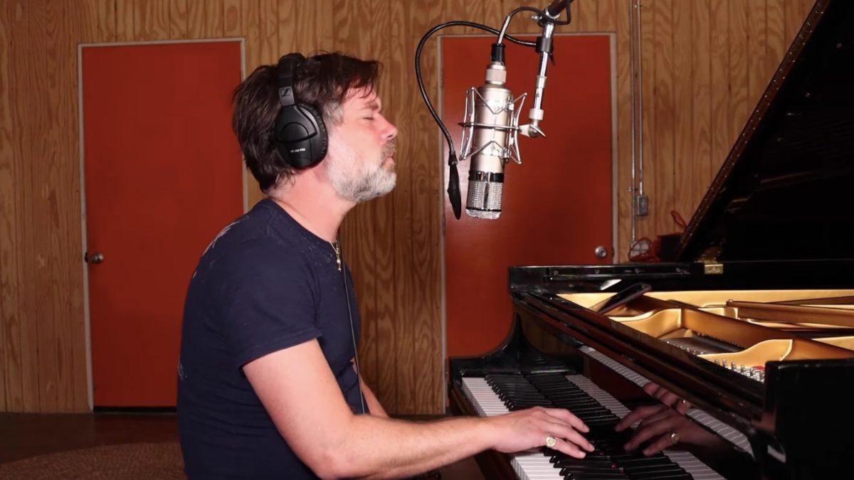 Rufus Wainwright Performs For ‘Live On KEXP At Home’