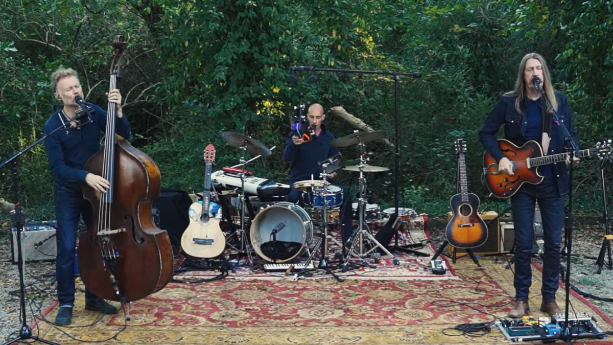 The Wood Brothers Preview ‘The Muse’ Livestream Special With ‘Honey Jar’ Video