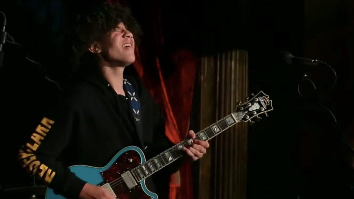 Brandon "Taz" Niederauer Performs Live For Paste