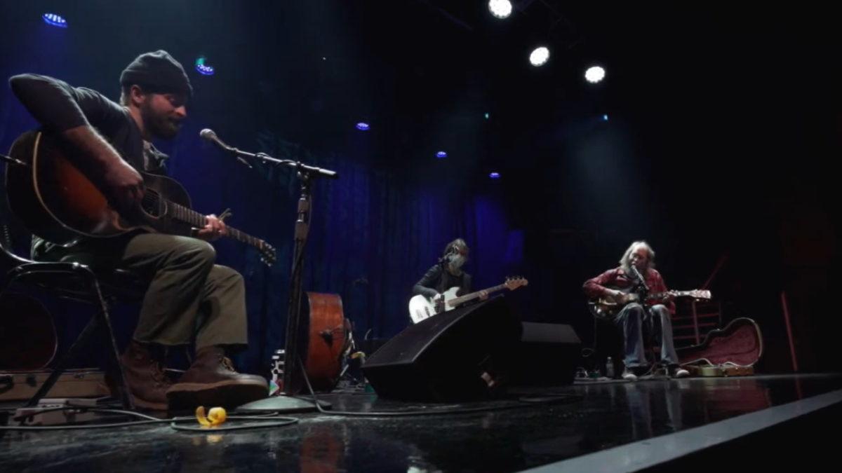 Dave Simonett Joins Charlie Parr At First Avenue: Pro-Shot Video