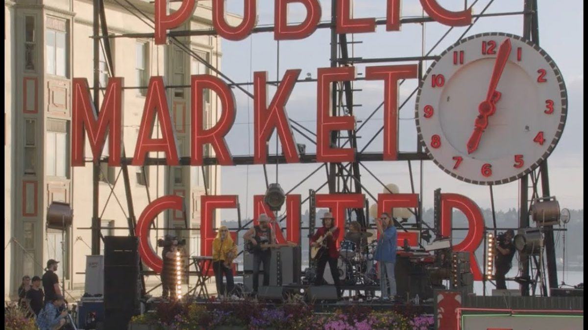 Down in the Valley (Live from Pike Place Market) [Amazon Original]