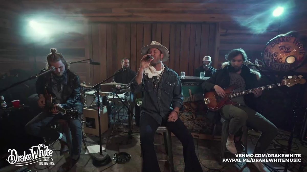 Drake White - Wednesday Night Therapy Week 44 - The Band is Back!