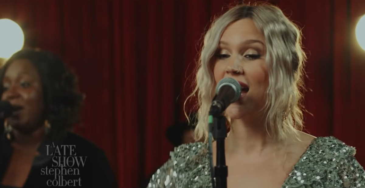 Joss Stone Colbert Debut Walk With Me
