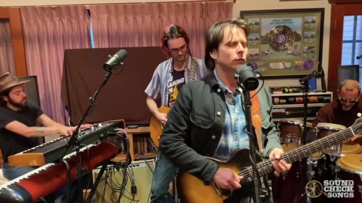 Lukas Nelson & POTR Cover Bob Dylan For ‘Soundcheck Songs’