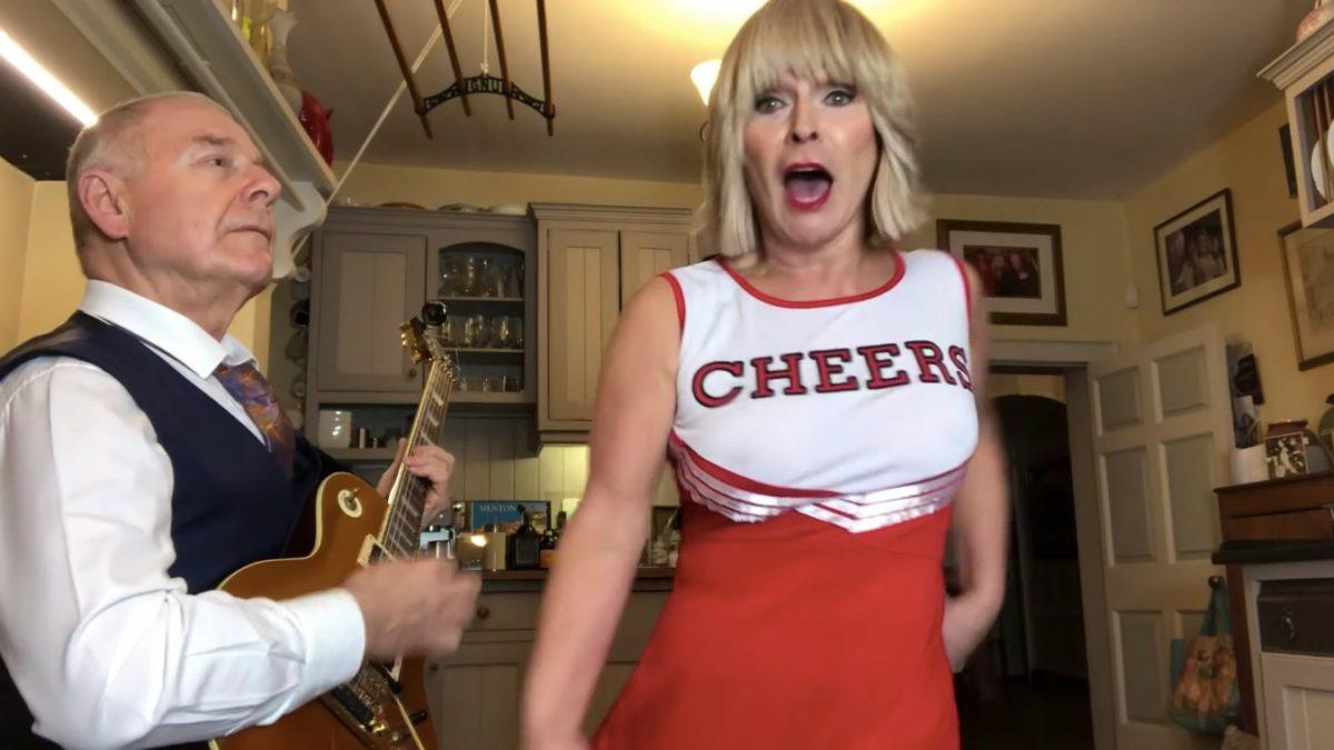 King Crimson's Robert Fripp & Wife Toyah Willcox Cover Billy Idol's 'Rebel Yell'