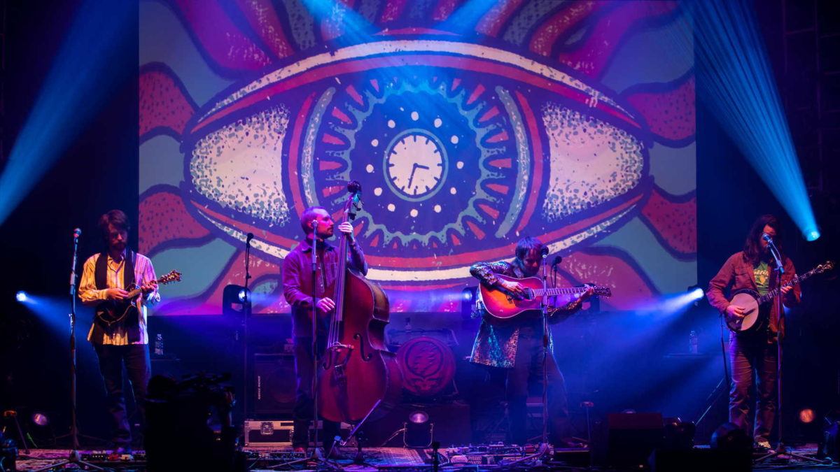 Today's Livestreams, February 19, 2021: Billy Strings, Brendan Bayliss & Jennifer Hartswick + More