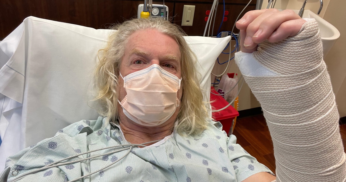 Dark Star Orchestra Rob Eaton Broken Arm