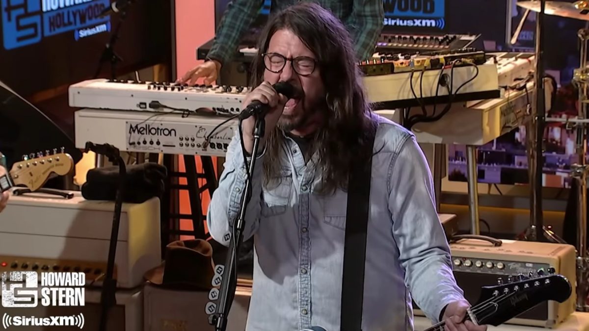 Foo Fighters Cover Mountain’s ‘Mississippi Queen’ On ‘Howard Stern Show’