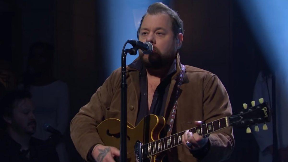 Nathaniel Rateliff Makes ‘Saturday Night Live’ Debut
