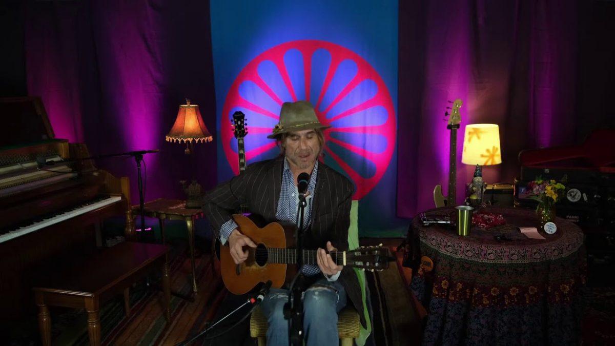 Todd Snider - "Green River" (Creedence Clearwater Revival)