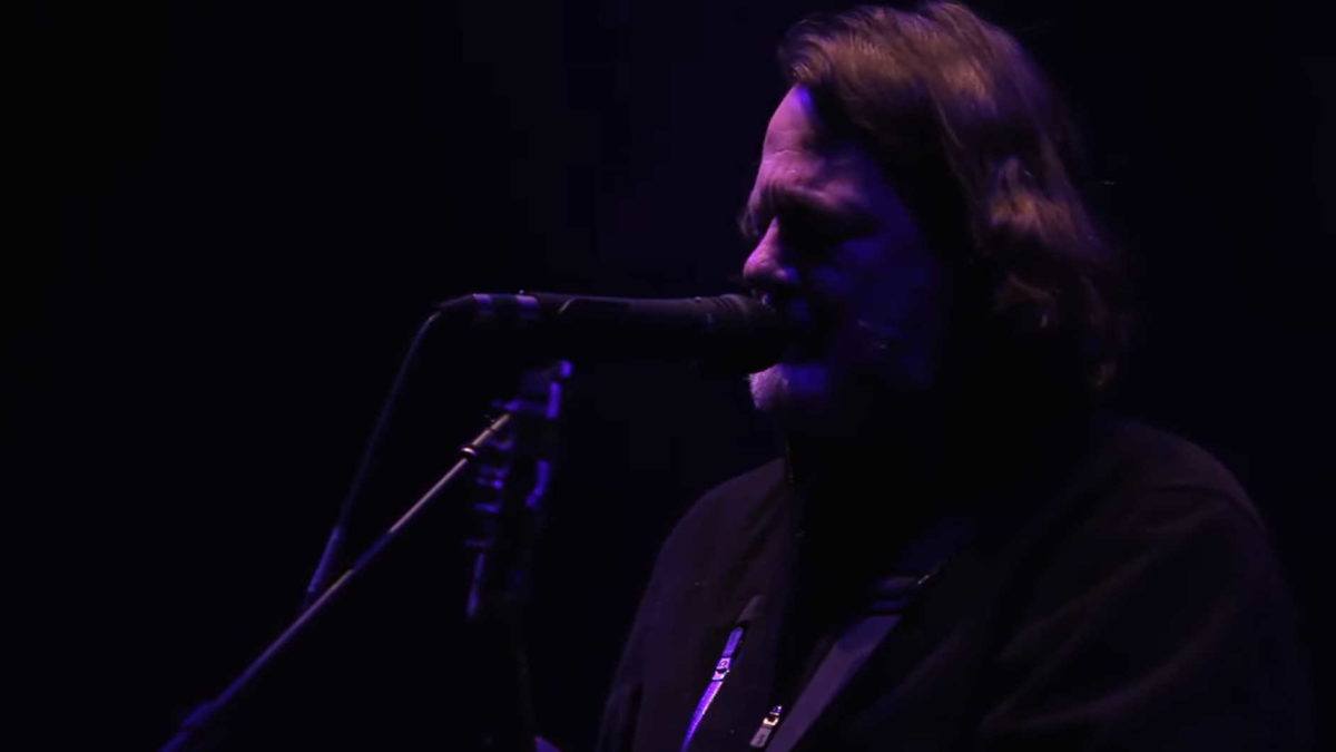 Watch Widespread Panic Perform ‘Protein Drink’ / ‘Sewing Machine’ At Oak Mountain In 2011