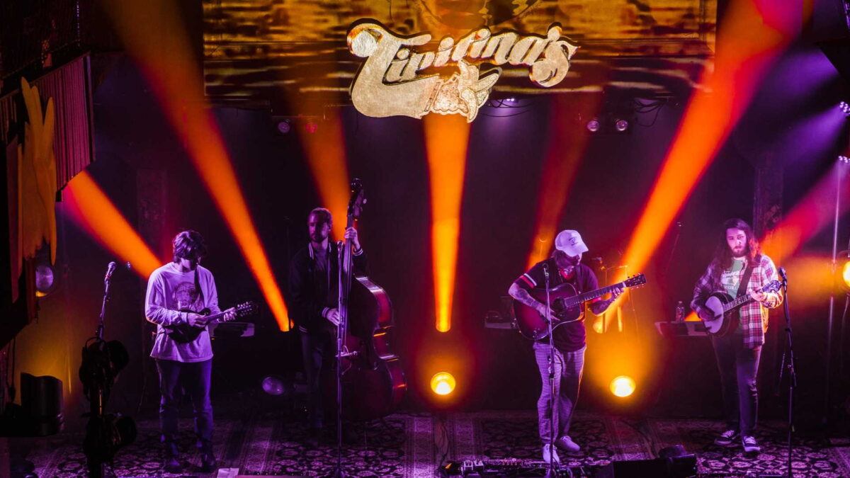 Billy Strings Covers Grateful Dead, Bob Dylan, Hot Rize & More At Tipitina’s