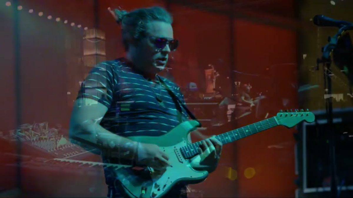 King of the World → Grass is Green - 3/25/2021 - Orlando, FL