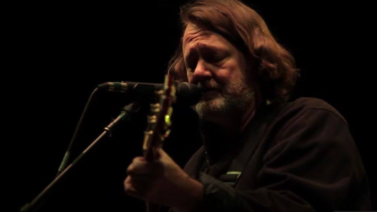 Watch Widespread Panic Perform ‘Pilgrims’ & ‘Conrad’ At Oak Mountain In 2011