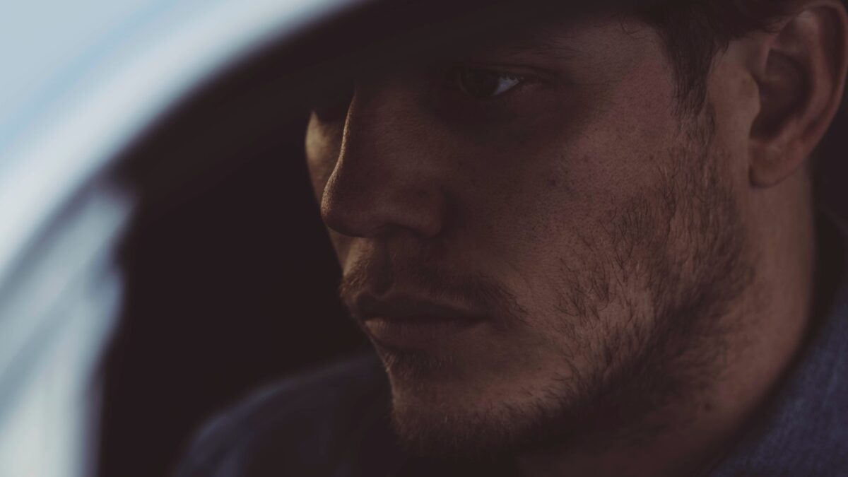 Anderson East Shares ‘Hood Of My Car’ Single