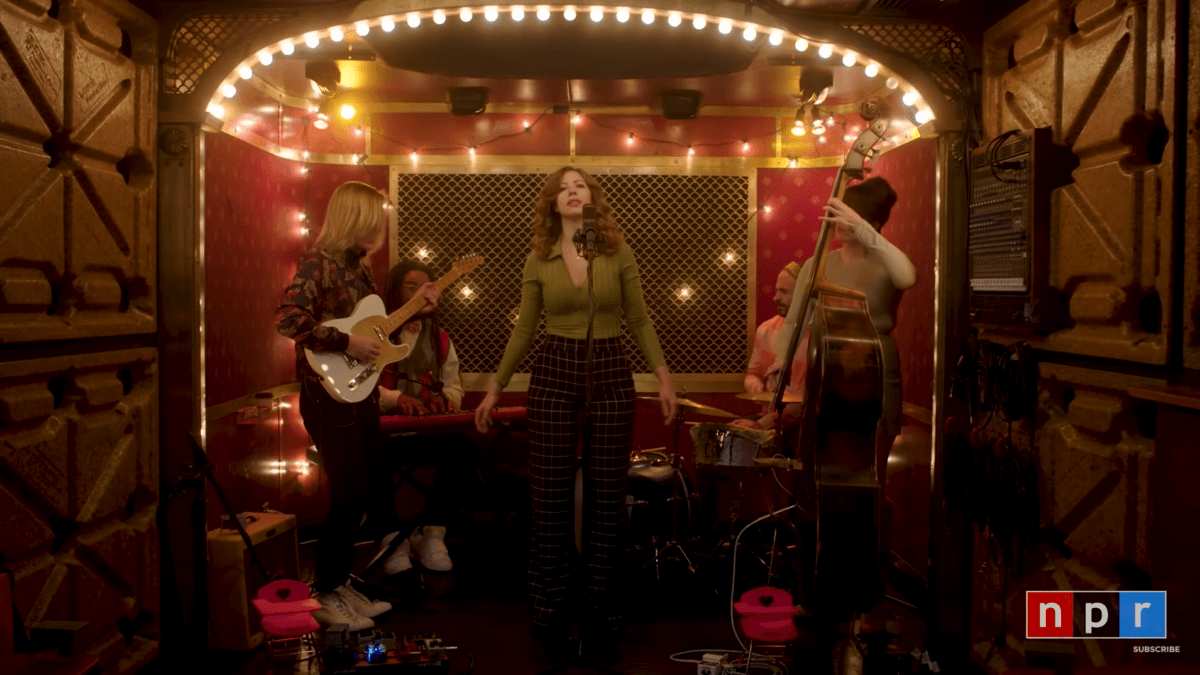 Lake Street Dive Performs NPR Music ‘Tiny Desk (Home) Concert’