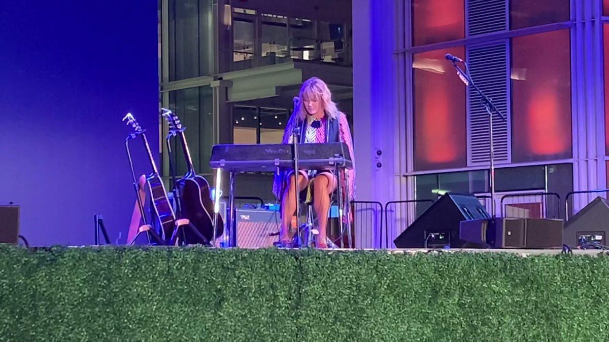Grace Potter Live - Gold Dust Woman (Stevie Nicks cover) - Dr Phillips Center, Orlando, FL - 4/22/21
