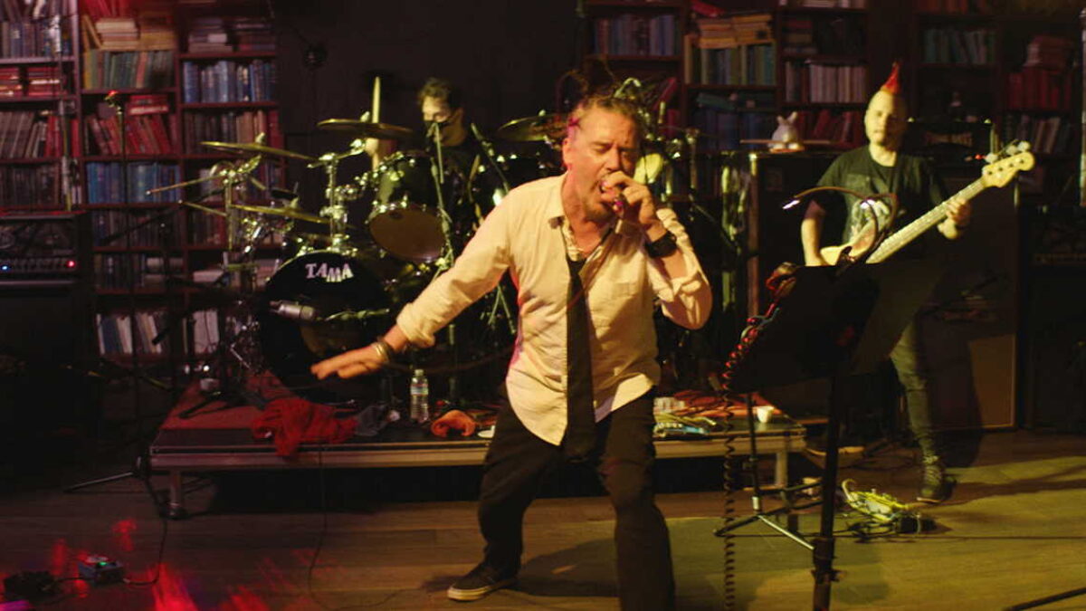 Watch Mr. Bungle Cover Van Halen’s ‘Loss Of Control’